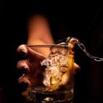 Как определить алкоголизм у человека
